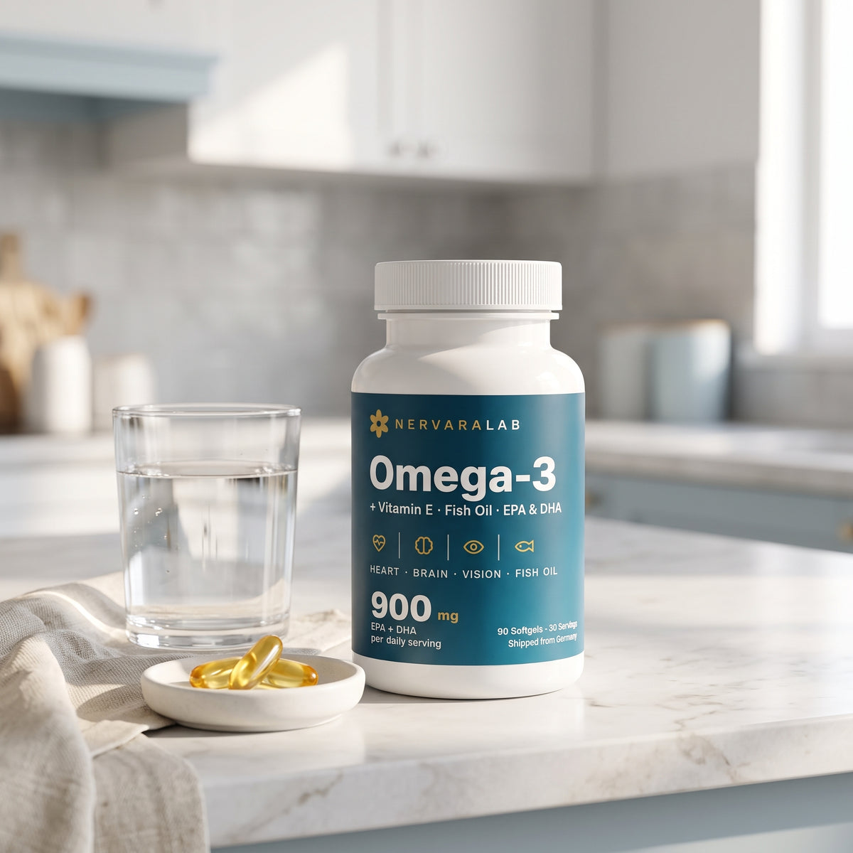 NervaraLab Omega-3 + Vitamin E Dose auf der Arbeitsplatte – 900 mg EPA + DHA pro Tagesportion