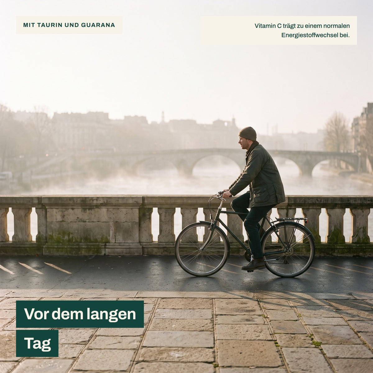 Radfahrer auf einer Brücke im Morgennebel – NervaraLab Energie Komplex mit Taurin und Guarana-Extrakt